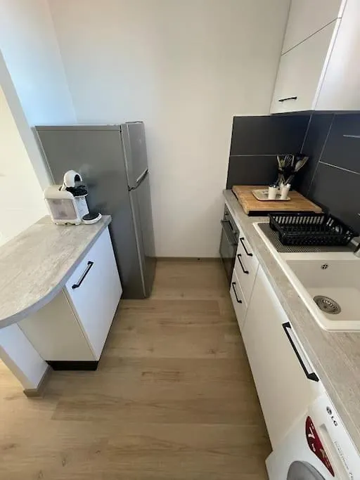 Apt Neuf A 1 Min De La Mer A Sausset Apartmán